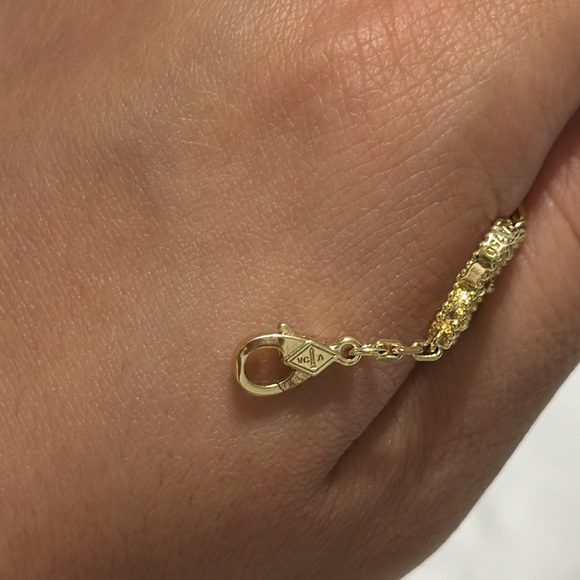 Clover Bracelet 18K Gold Plated—Mother Of Pearl— - Picture 8 of 10